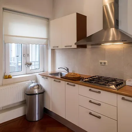 Luxury Keizersgracht Group House Amsterdam
